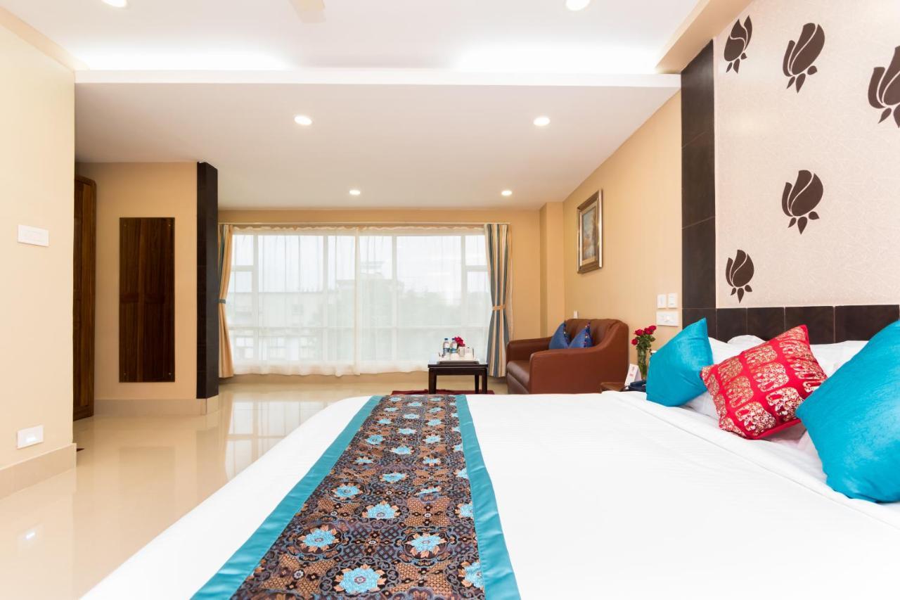 Central Courtyard Boutique Hotel Siliguri Exterior foto